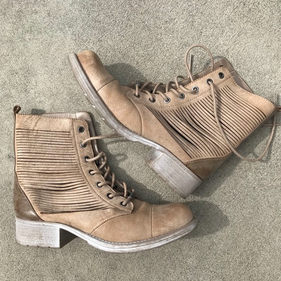 Circus by Sam Edelman Gatson lace up boot 9 - Picture 5 of 8